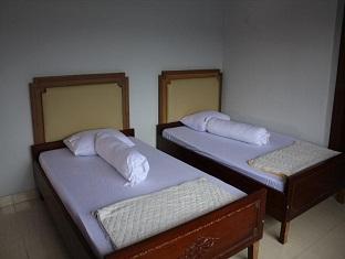 Hotel Sentral Buleleng  Exterior photo
