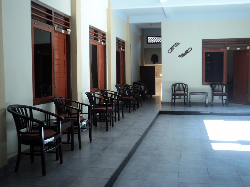 Hotel Sentral Buleleng  Room photo