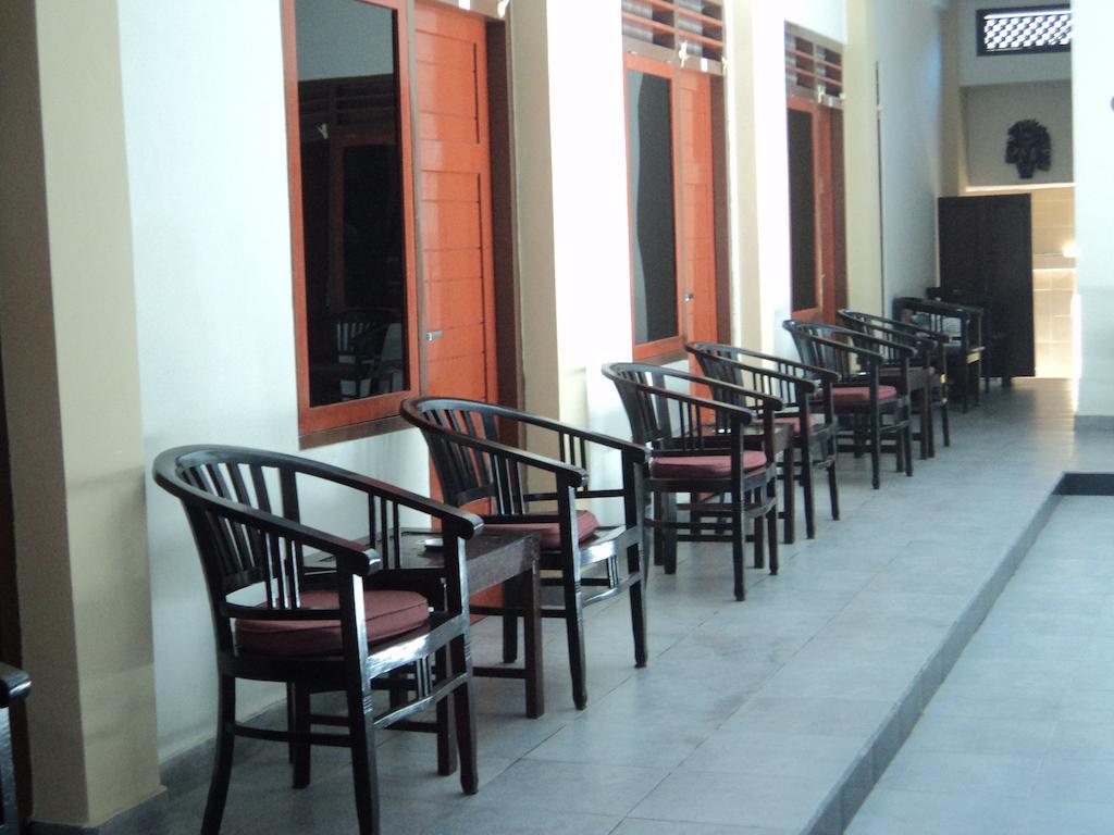 Hotel Sentral Buleleng  Room photo